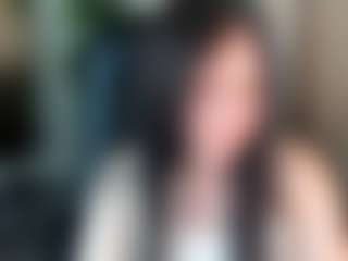 Live cam show with EmmaBlissa - Normal on Fit Hotties