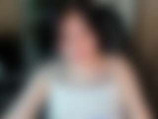 Live cam show with EmmaBlissa - College Big Tits on CamwithHer