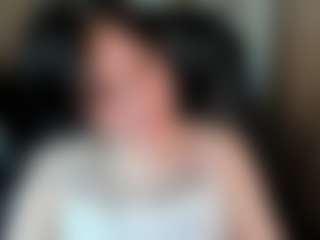 Live cam show with EmmaBlissa - Wet on LiveSexCams6