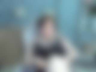 Live cam show with EmmaBlissa - Moaning on Dare Cams