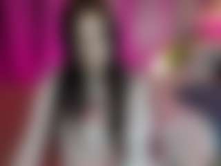 Live cam show with EmmaBlissa - Body Massage on madthumbs
