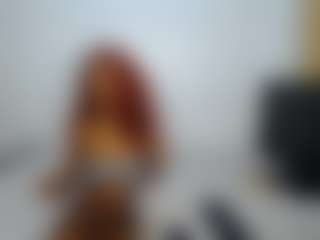 Live cam show with GoldMistres - Ass Bouncing on CamwithHer