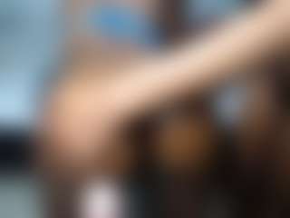 Live cam show with GoldMistres - Strip Ebony on UwU Esports