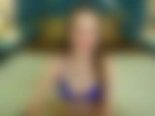 Live cam show with IsabelleDiorr - Green Eyes on CamClone