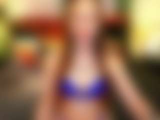 Show de câmera ao vivo com IsabelleDiorr - Teen (18+) no Camsoda
