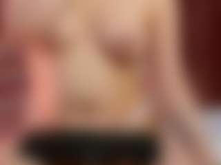 Live cam show with KittyLissa - Sexy on Dare Cams