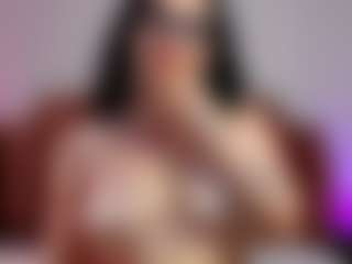 Live cam show with KittyLissa - Spank on sexylive.show