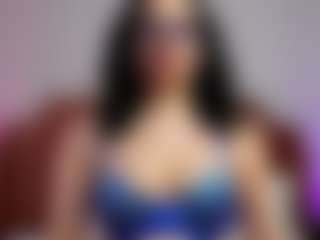 Live cam show with KittyLissa - Body Massage on Hubzter Live