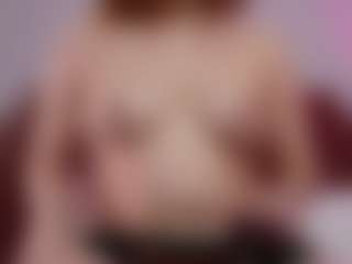 Live cam show with KittyLissa - Fingering on Camsoda
