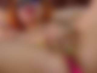 Live cam show with KittyLissa - Smoking on TeamSkeetLive