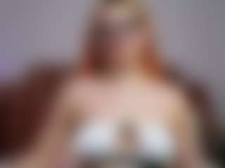 Live cam show with KittyLissa - Body Massage on Camsoda