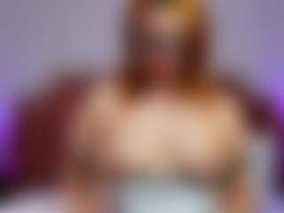 Live cam show with KittyLissa - Smoking on SpankPalCams