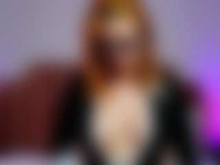 Live cam show with KittyLissa - Nipple Piercings on SinfulBabes