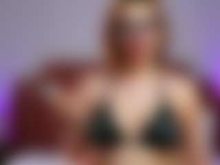 Live cam show with KittyLissa - Thick on Cam Slut