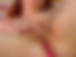 Live cam show with KittyLissa - Smoking on Camsoda