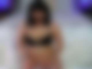 Live cam show with KittyLissa - Thick on liverealitysex.com