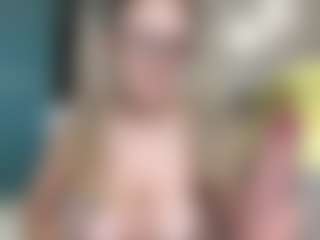 Live cam show with LanaLee - Anal on TeamSkeetLive