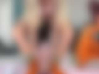 Live cam show with LanaLee - Fingering on Camsoda