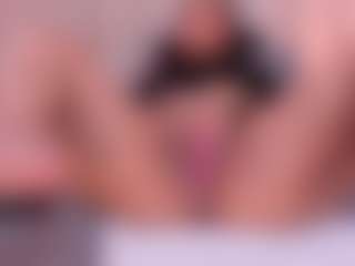 LilaRoos's Live Sex Cam Show