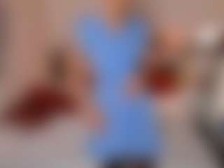 Live cam show with Littlesunny2u - Ass Bouncing on dropp.cam