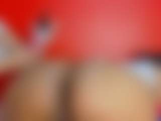 lulamia68's Live Sex Cam Show