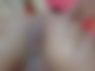 lulamia68's Live Sex Cam Show