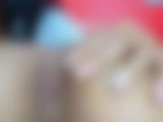 Live cam show with lulamia68 - Black on Mixed Magazine Live