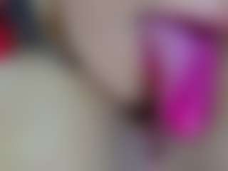 lulamia68's Live Sex Cam Show
