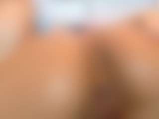 Live cam show with lulamia68 - Butt Plug on livesuperchat.net
