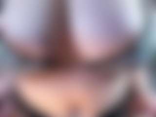 Live cam show with MARCELLA-ELY - Spy Curvy on Mixed Magazine Live