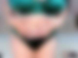 Live cam show with MARCELLA-ELY - Gamer Brown Hair on TeamSkeetLive