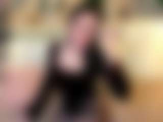 Live cam show with MayaWinters - Dildo on CamClone