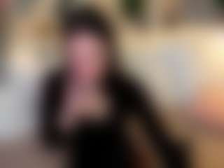 Live cam show with MayaWinters - Blue Eyes on Milfs Live