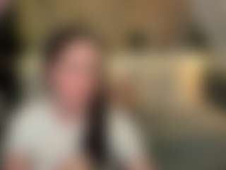 Live cam show with MayaWinters - Public on xxxlivecams.org