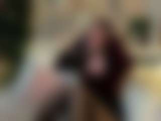 Live cam show with MayaWinters - Public on Camsoda