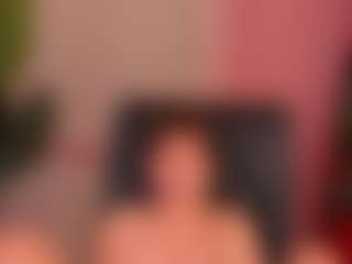 Live cam show with PennyBroks - Horney on TeamSkeetLive