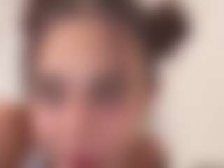 Live cam show with phattlipsnatt - Emo on live18s.com