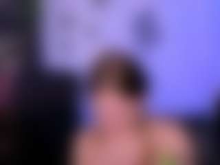 Live cam show with prettyamyy - Smoking on liverealitysex.com