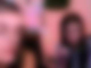 Live cam show with prettyamyy - Teen (18+) on CamClone