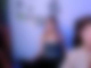 Live cam show with prettyamyy - Strip on Camsoda