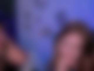 Live cam show with prettyamyy - Smoking on AdultVida.com