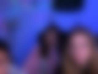 Live cam show with prettyamyy - Skinny on Gym Cam Girls