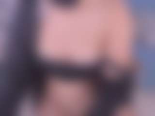 Live cam show with Rashid-Farah111 - Curvy Young Adult on hotwifechat.live