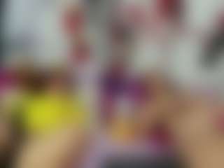 royaltemptaation's Live Sex Cam Show
