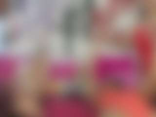 Live cam show with royaltemptaation - Striptease on Fit Hotties