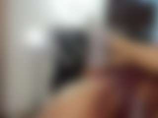 Live cam show with royaltemptaation - Brown Eyes on SpunkLive