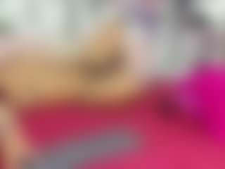 Live cam show with royaltemptaation - Thin on CamwithHer