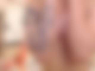 Live cam show with Sia-Foxx01 - Ass Bouncing on AdultVida.com