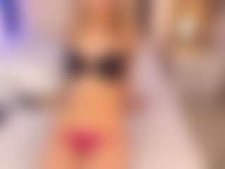 Live cam show with Sia-Foxx01 - Camel Toe on camwithhim.com