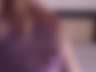 Live cam show with Sia-Foxx01 - Skinny on https://playwithruby.com